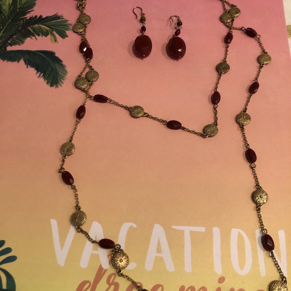 necklace and earrings set